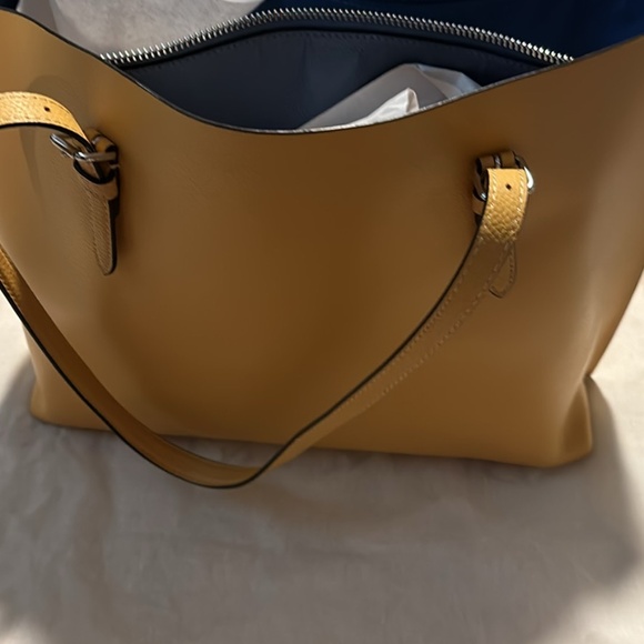 COPY - Coach Purse & Wallet - Picture 3 of 8